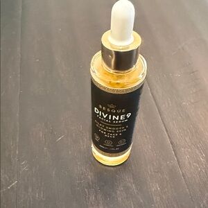 Divine9 Gold and Black Facial Serum used once